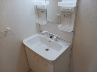【洗面所】 | サンセールⅣ | 忙しい朝には欠かせない洗面所です