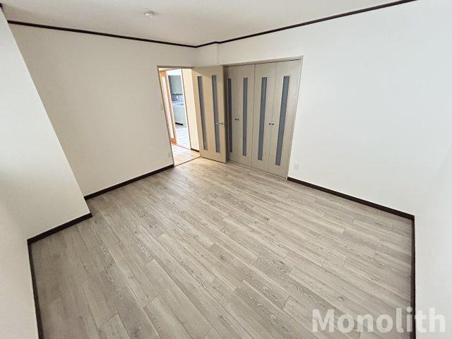 ライオンズマンション檜尾の洋室