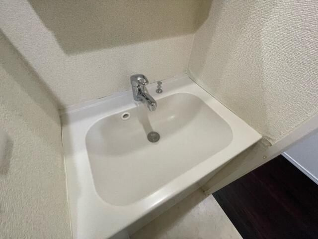 ラフィスタ東武練馬の洗面所
