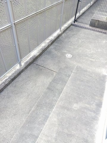 グランディール橘Ａの庭