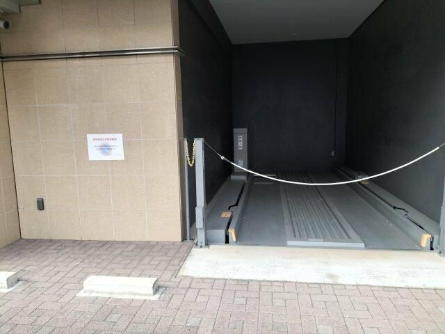 プラウドフラット富士見台の駐車場