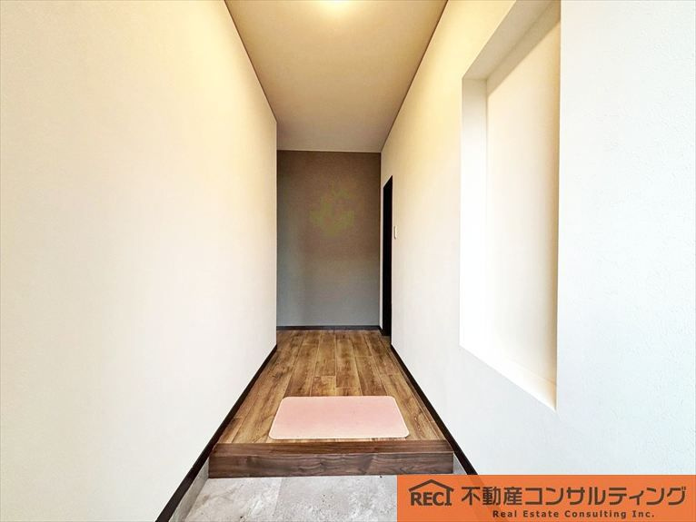 神戸市灘区五毛通3丁目　中古戸建の玄関