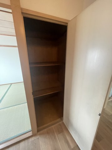 宝塚光明住宅2号棟の収納