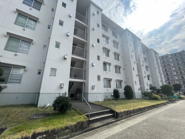 宝塚光明住宅2号棟
