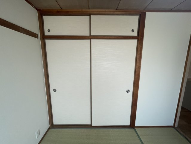 宝塚光明住宅2号棟の収納