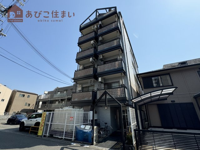プラザアビコの外観