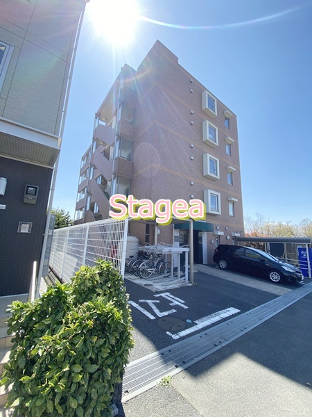 プラージュ南与野の外観