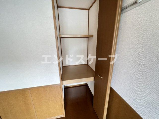 ニューポワールAの収納|高崎、前橋エリアのお部屋探しはエンドスケープまで！お客様の理想お聞かせ下さい♪