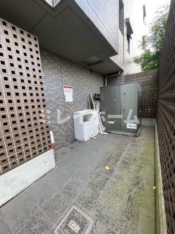 ルーブル大森西のエントランス