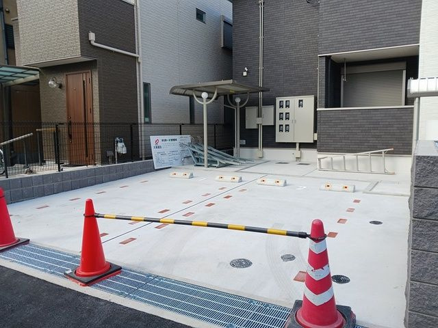 ローズＫの駐車場
