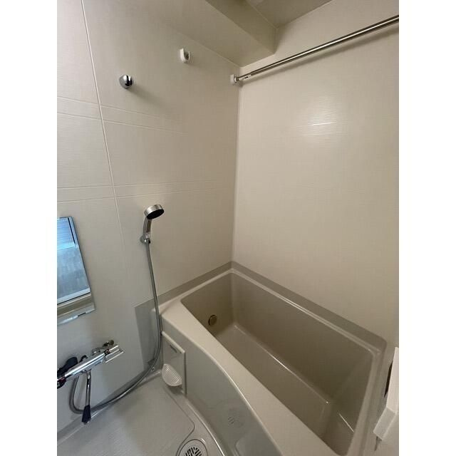 アルファコート西川口１９の浴室