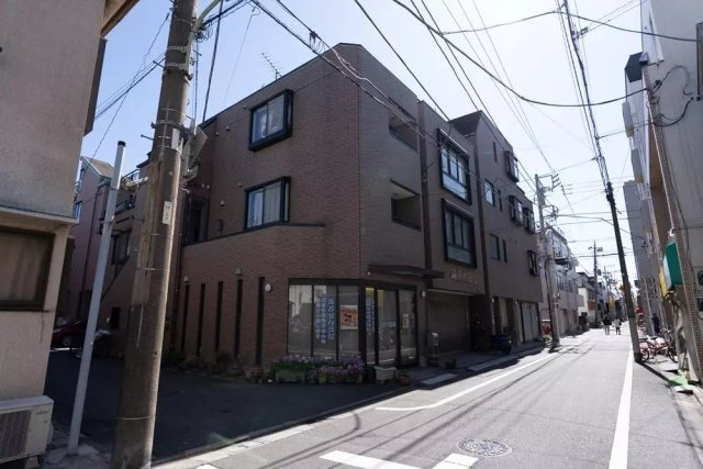 AP1129 エフコート 201の外観|



