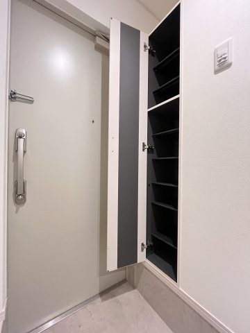 ソフィアコート長居公園の玄関