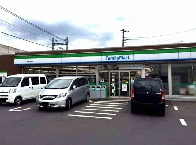 パーク　Ｓの周辺|ファミリーマートまで1150m