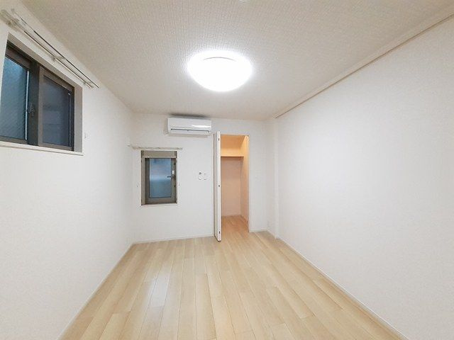 シャインの内装
