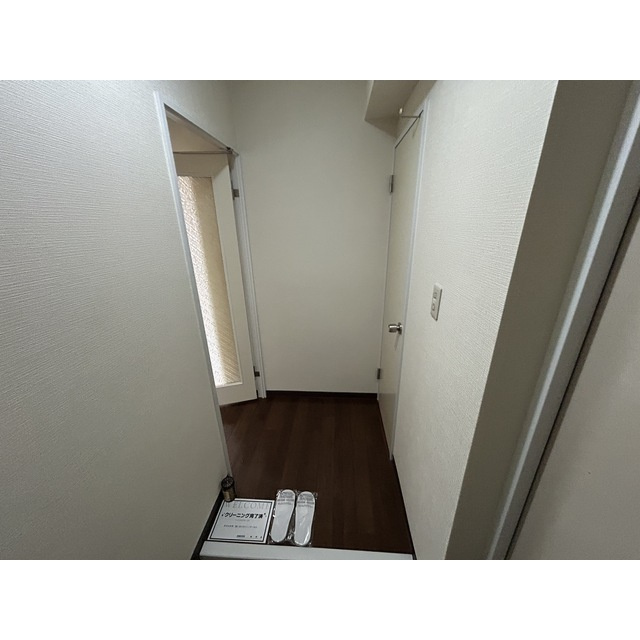 レグルス松戸B棟の玄関