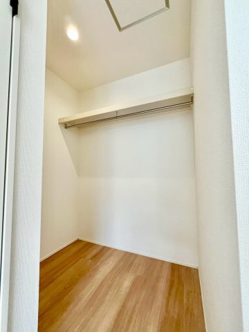 【仲介手数料無料】川越市霞が関北１５期の洋室