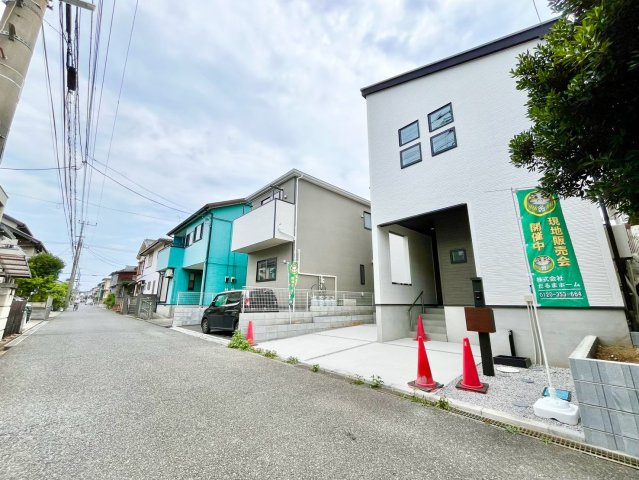 【仲介手数料無料】川越市霞が関北１５期の外観|前面道路含む現地写真です