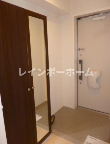キラメックヒルズ西大宮の玄関