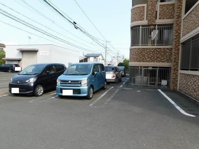 【駐車場】 | ア　ラ　モード　アビタシオン