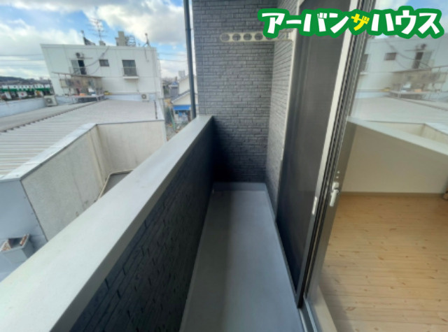 シンフォニア久米のバルコニー