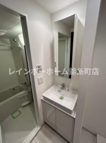 ジュイールパルフェ西新井の独立洗面台