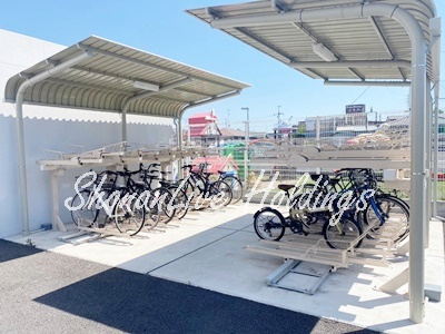 横浜市旭区二俣川２丁目の賃貸マンションのその他共用部分|屋根付き駐輪スペース付き♪
