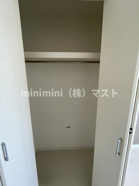 大阪市大正区三軒家東１丁目の賃貸マンションの収納