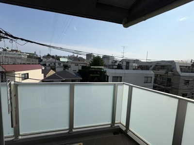 【バルコニー】