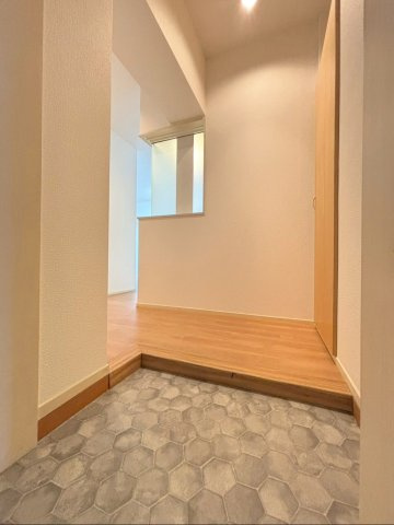 オーテモンウェルリバーテラス　赤坂小学校区の玄関|オーテモンウェルリバーテラス