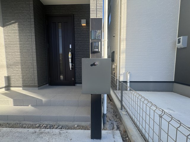 読谷村伊良皆（全2棟）B号棟の設備|B号棟　便利なポスト付き♪