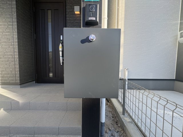 読谷村伊良皆（全2棟）B号棟の設備|B号棟　便利なポスト付き♪