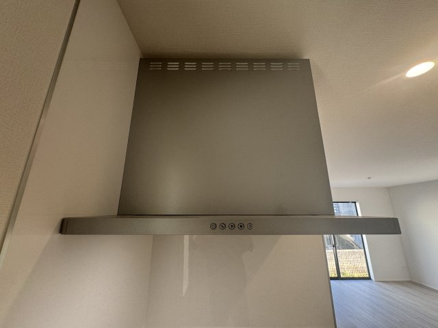 読谷村伊良皆（全2棟）B号棟のキッチン|B号棟　使いやすい換気扇♪