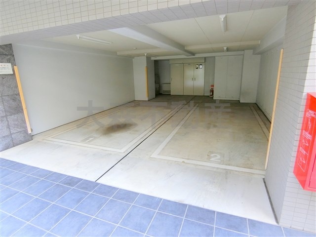 セントパレス南大井の駐車場|敷地内駐車場