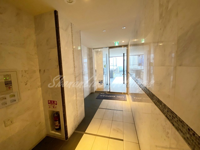 LHL湘南のエントランス