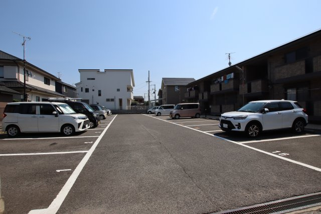 【駐車場】 | サンフラワー