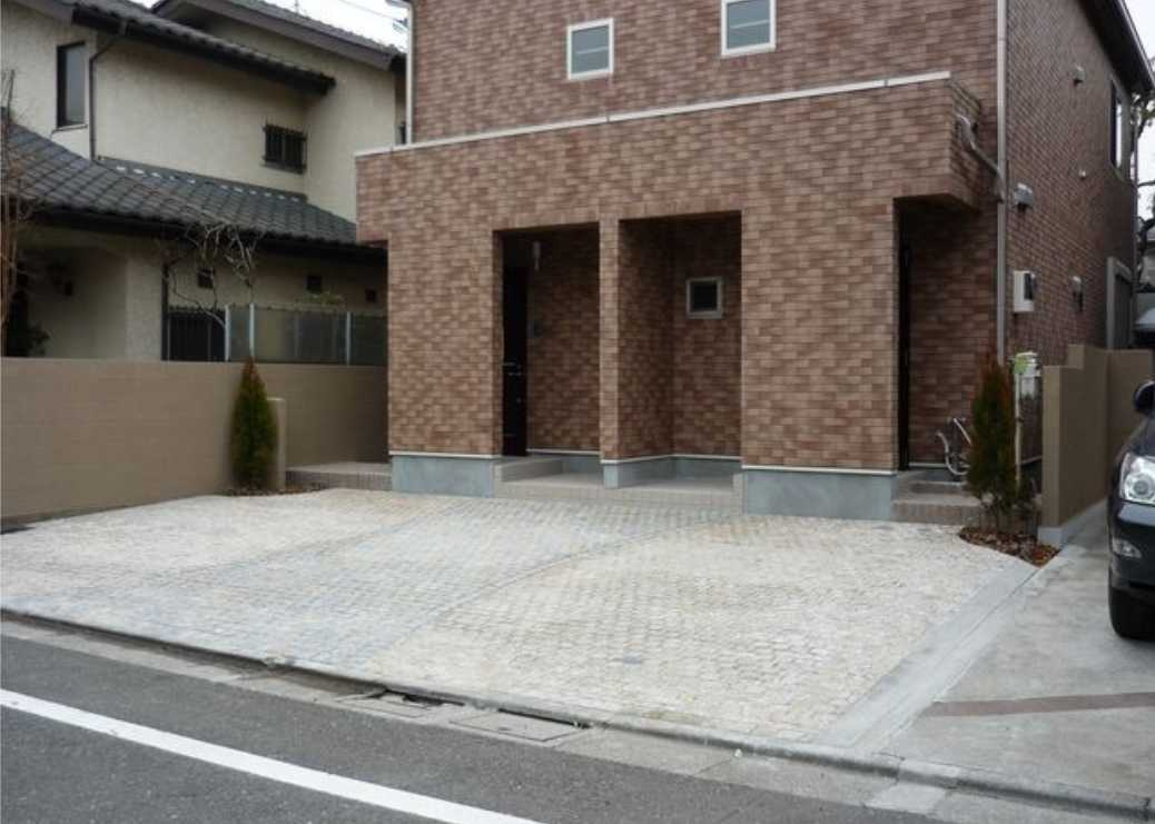 八雲K&F（Ⅳ）　三井ホーム施工　床暖房　ペット相談の駐車場