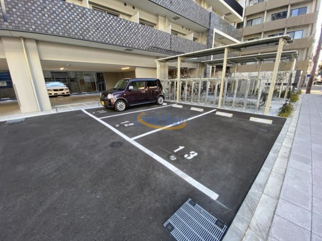 【駐車場】 | エスリード弁天町クレール