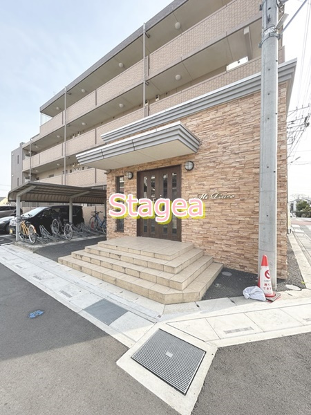 ミ ピアーチェのエントランス