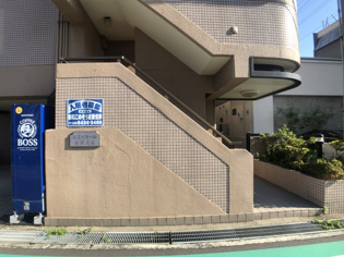 エスペラール武庫之荘のエントランス