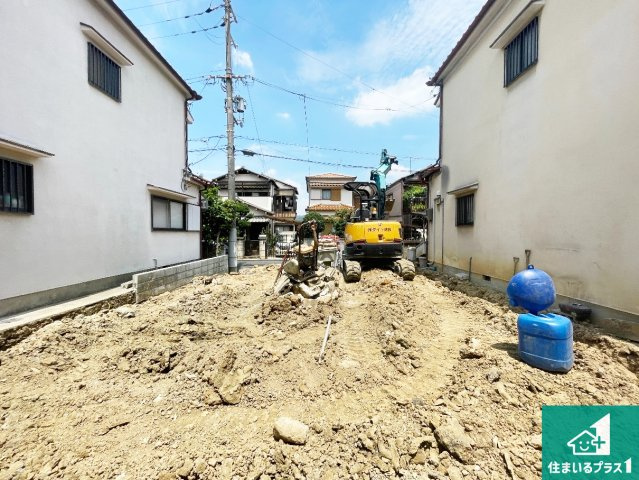 柏原市田辺　第5期　新築一戸建ての外観|周辺は落ち着いた街並みの住宅地！子育てがしやすい住環境です！まだ未完成ですが、現地でしかわからない事もございます。是非一度ご覧ください。