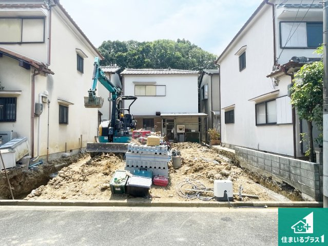 柏原市田辺　第5期　新築一戸建ての外観|周辺は落ち着いた街並みの住宅地！子育てがしやすい住環境です！まだ未完成ですが、現地でしかわからない事もございます。是非一度ご覧ください。