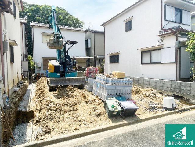 柏原市田辺　第5期　新築一戸建ての外観|周辺は落ち着いた街並みの住宅地！子育てがしやすい住環境です！まだ未完成ですが、現地でしかわからない事もございます。是非一度ご覧ください。