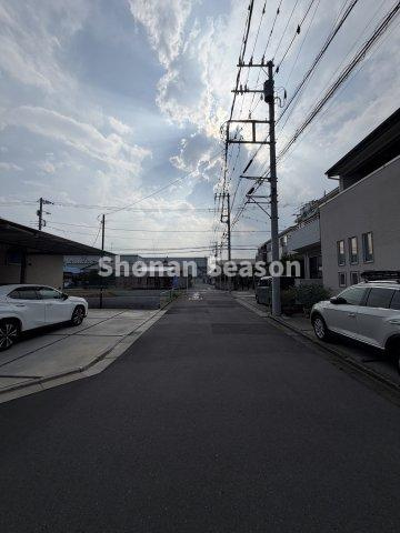 【現地画像あり！】平塚市西八幡１丁目　中古戸建　33.33坪　の前面道路含む現地写真|住みやすく人気のエリアで、新生活をスタートしませんか☆
