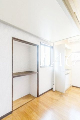 【居間・リビング】 | ミネコーポ | 洋室のお部屋です。