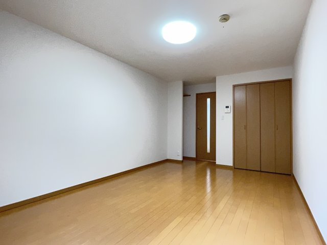 サンジュールらんＢ棟の居間・リビング