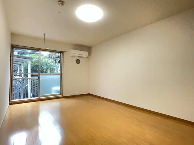 サンジュールらんＢ棟の洋室