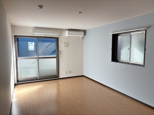 サンジュールらんＢ棟の居間・リビング
