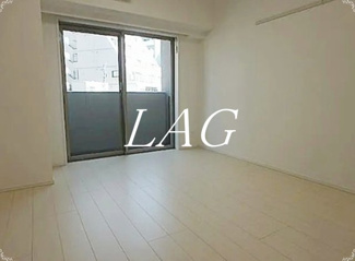 【居間・リビング】 | ジーベック赤羽 | 洋室のお部屋です。