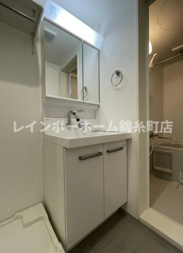 robot home 六町の独立洗面台|※別部屋参照写真となります。
